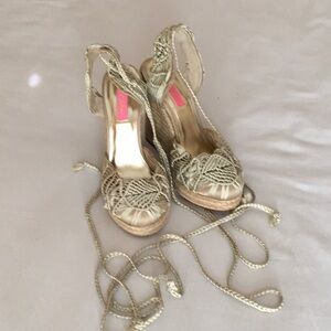 Betsy Johnson lace up wedges